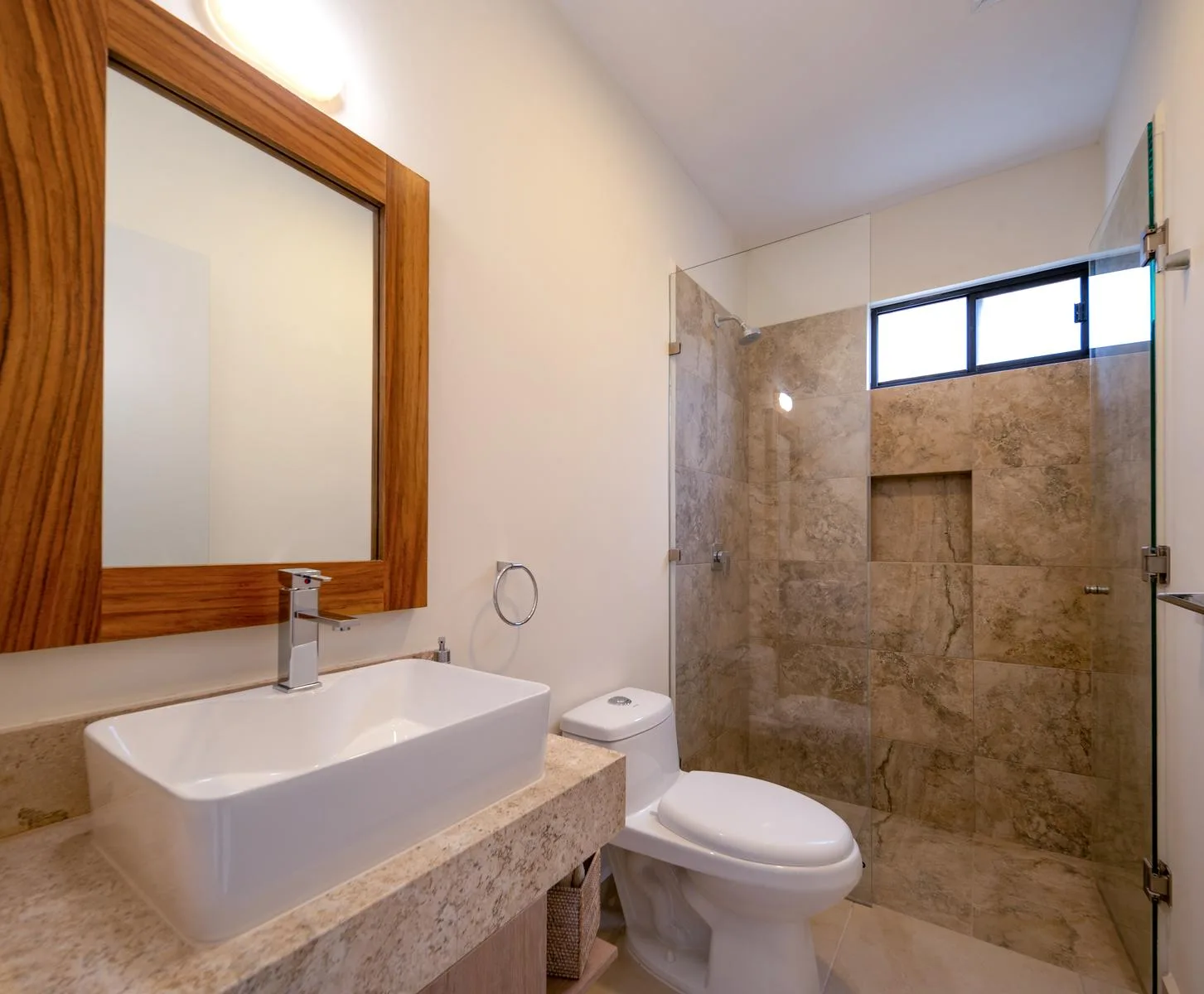 Residential Community in Selva Escondida, Puerto Morelos - Pool, Tennis, Gym & Extensive Amenities