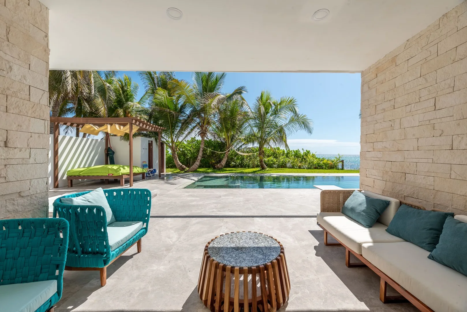 3-Bedroom Residence with Private Pool and Beach Access in Akumal Bay