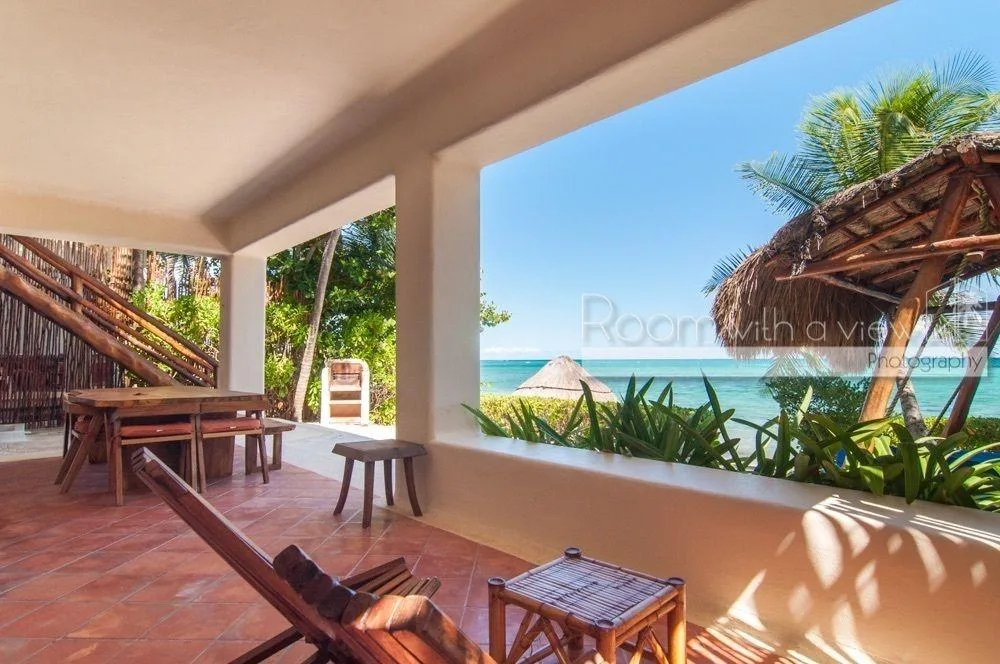Oceanfront Two-Story Villa with Three Bedrooms and Infinity Pool in Akumal