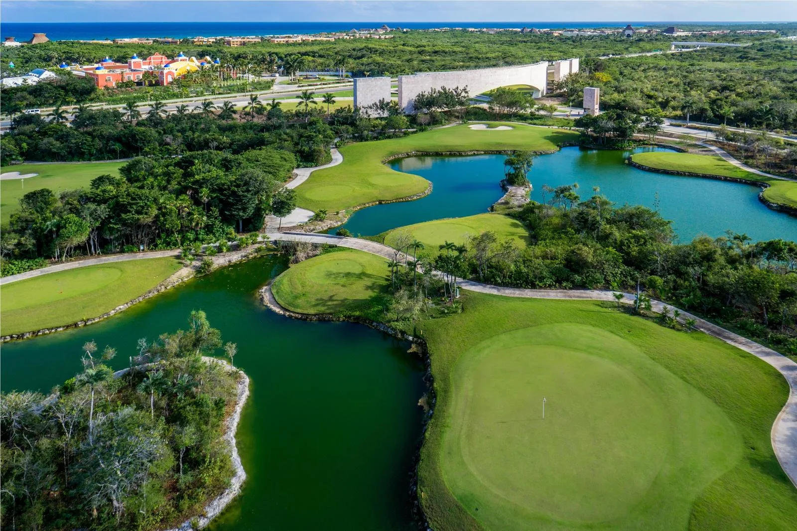 3-Bedroom Penthouse with Private Pool and Golf Course Access in Tulum Country Club