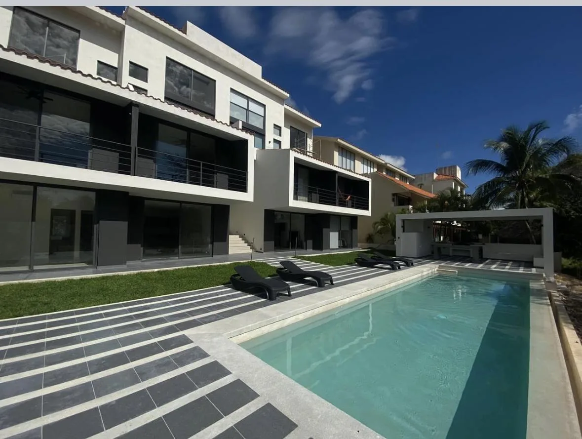Contemporary Apartments with Caribbean Sea and Golf Course Views in Puerto Aventuras