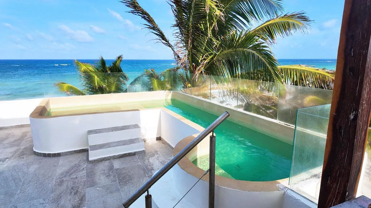 Oceanfront Boutique Hotel with 17 Rooms and Infinity Pool in Tulum