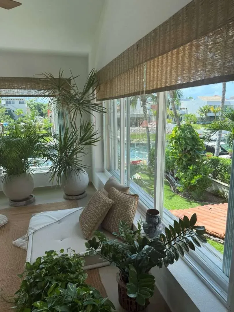 3-Bedroom Canal-Front Penthouse with Rooftop Lounge in Puerto Aventuras