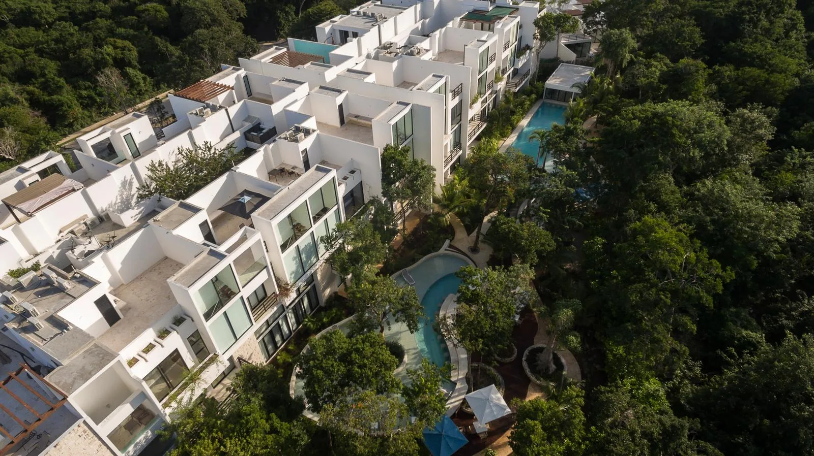 1-Bedroom Penthouse with Private Rooftop in Tulum Country Club, Fully Furnished