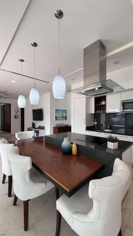 1-Bedroom Penthouse with Rooftop BBQ in Tulum Country Club