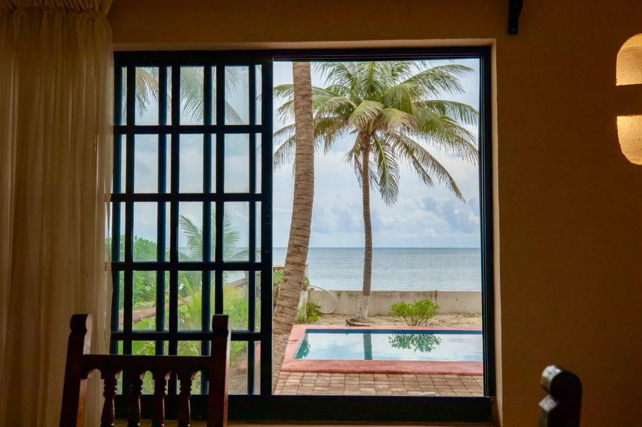 Beachfront Villa with Three Bedrooms, Private Garden, and Pool in Puerto Morelos