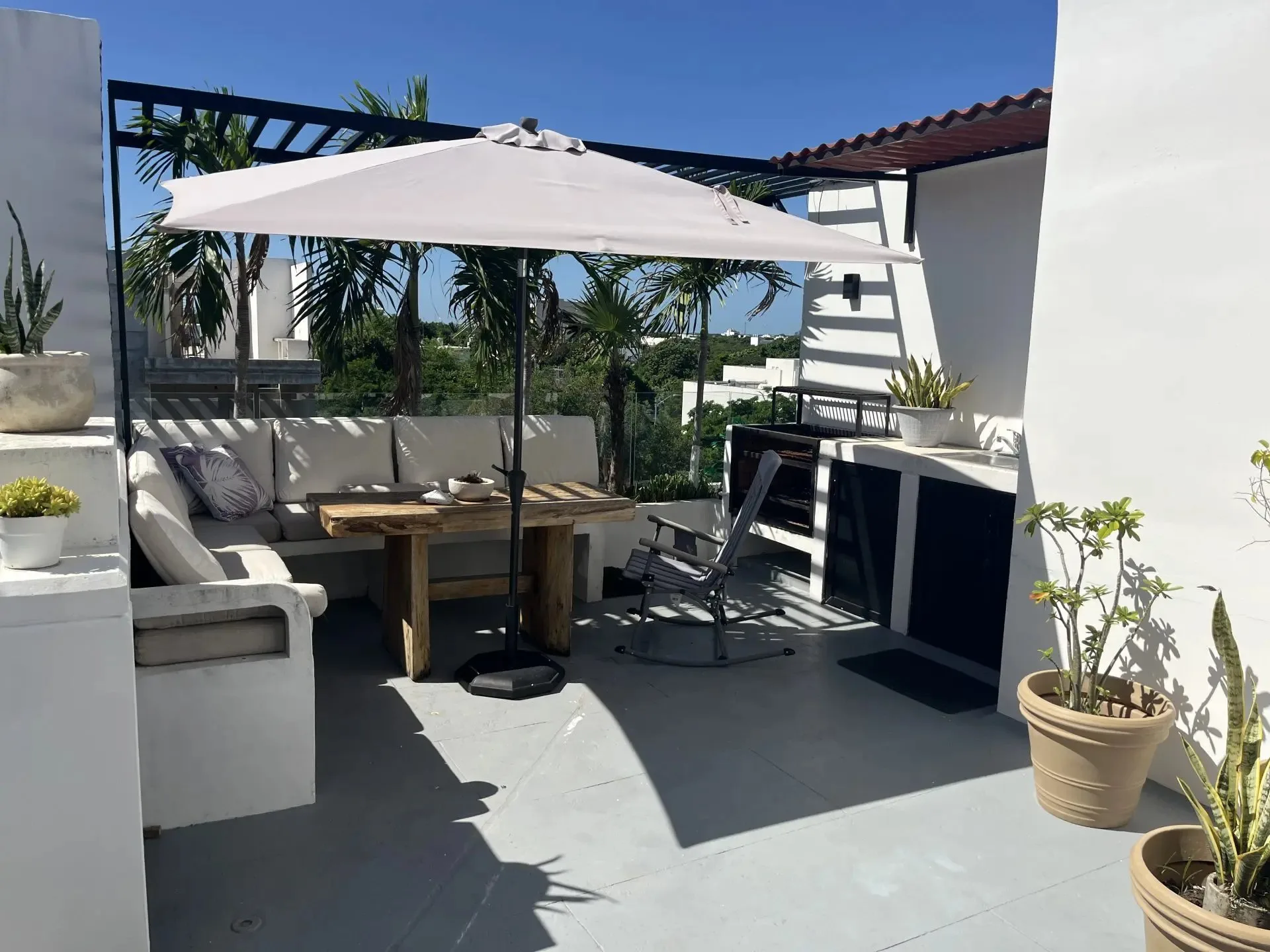 1-Bedroom Three-Level Penthouse Loft with Rooftop Plunge Pool in Playa del Carmen