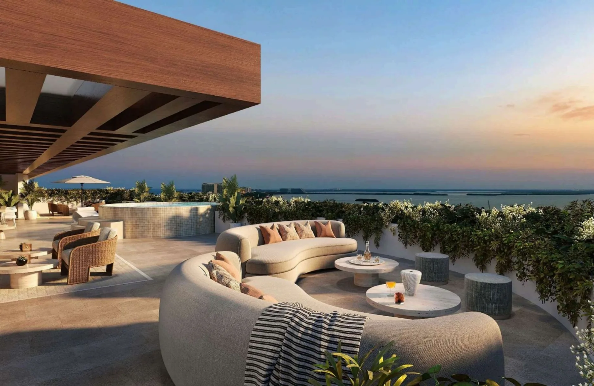 Luxury Penthouse with Study and Panoramic Lagoon and Sea Views in Cancún's Hotel Zone