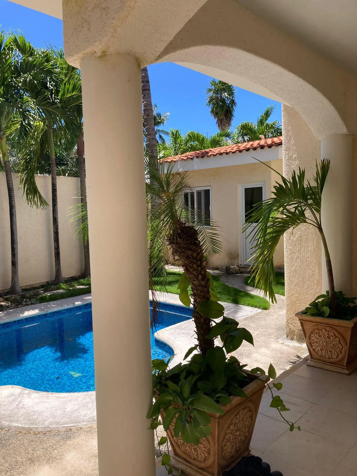 Three-Bedroom Modern Residence with Private Pool in Puerto Morelos, Steps from the Beach