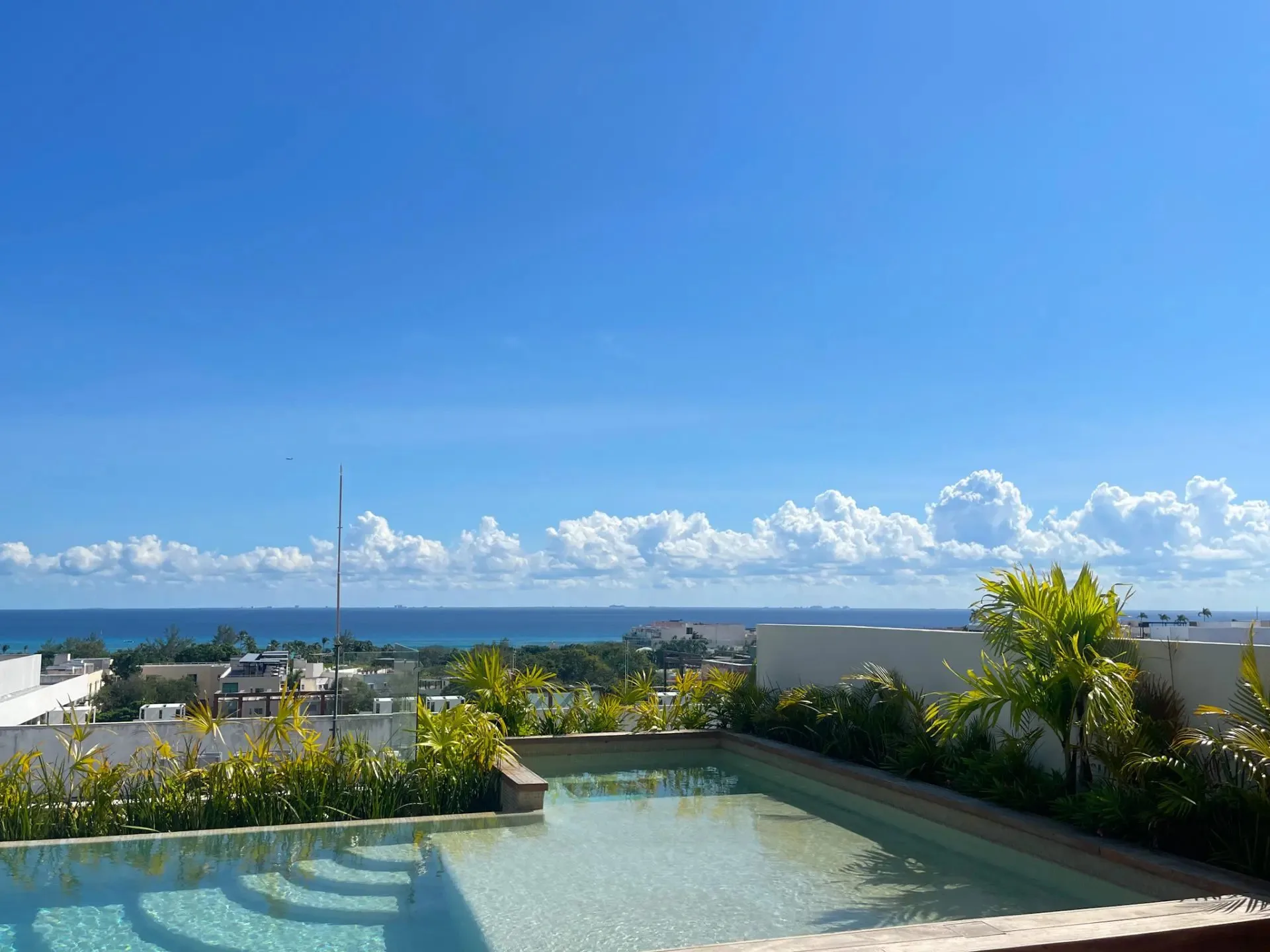 Modern 1-Bedroom Condo with Private Balcony and Beach Access in Playa del Carmen