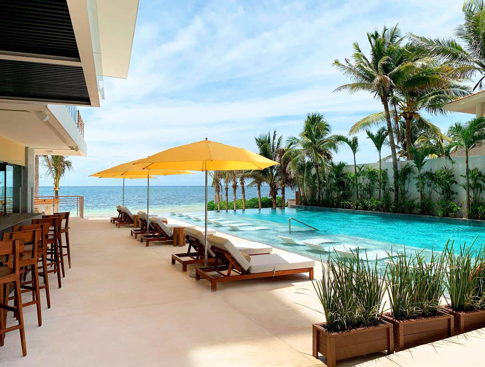 Oceanfront Studio in Boutique Hotel with Caribbean Views, Puerto Morelos