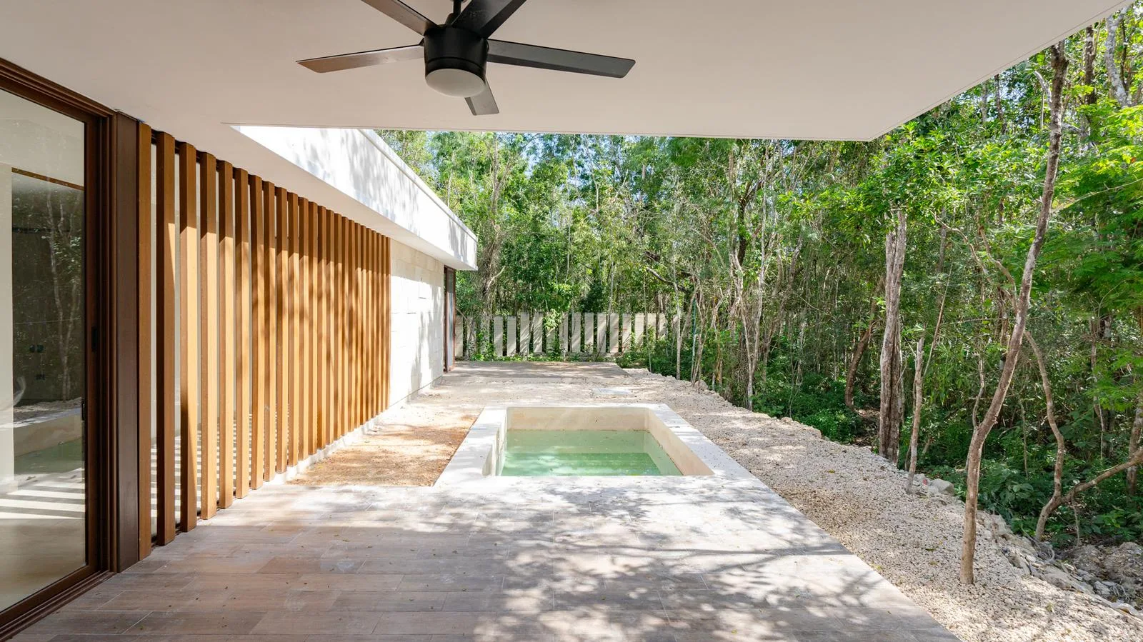 Single-Story House with 3 Bedrooms and Private Beach Club in Xpuha Beach Residential Resort, Riviera Maya