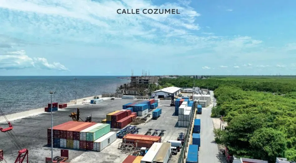 Modern 3-Bedroom Residence with Rooftop Ocean Views in Puerto Morelos, Riviera Maya