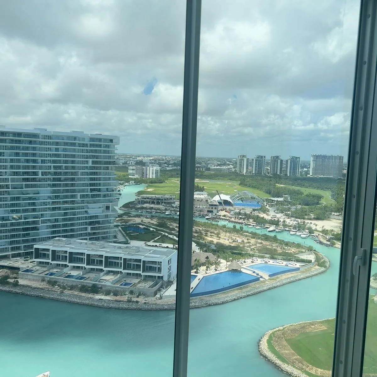 4-Bedroom High-Floor Residence at SLS Marina Beach with Terraces and Parking