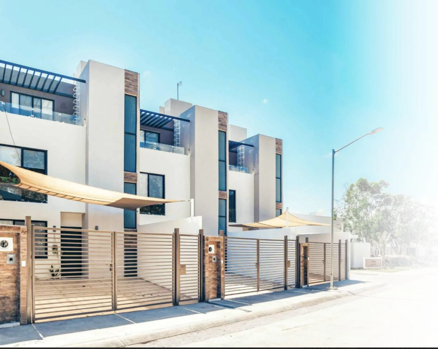 Modern Boutique House in Playa del Carmen with Resort Amenities and Jungle Setting