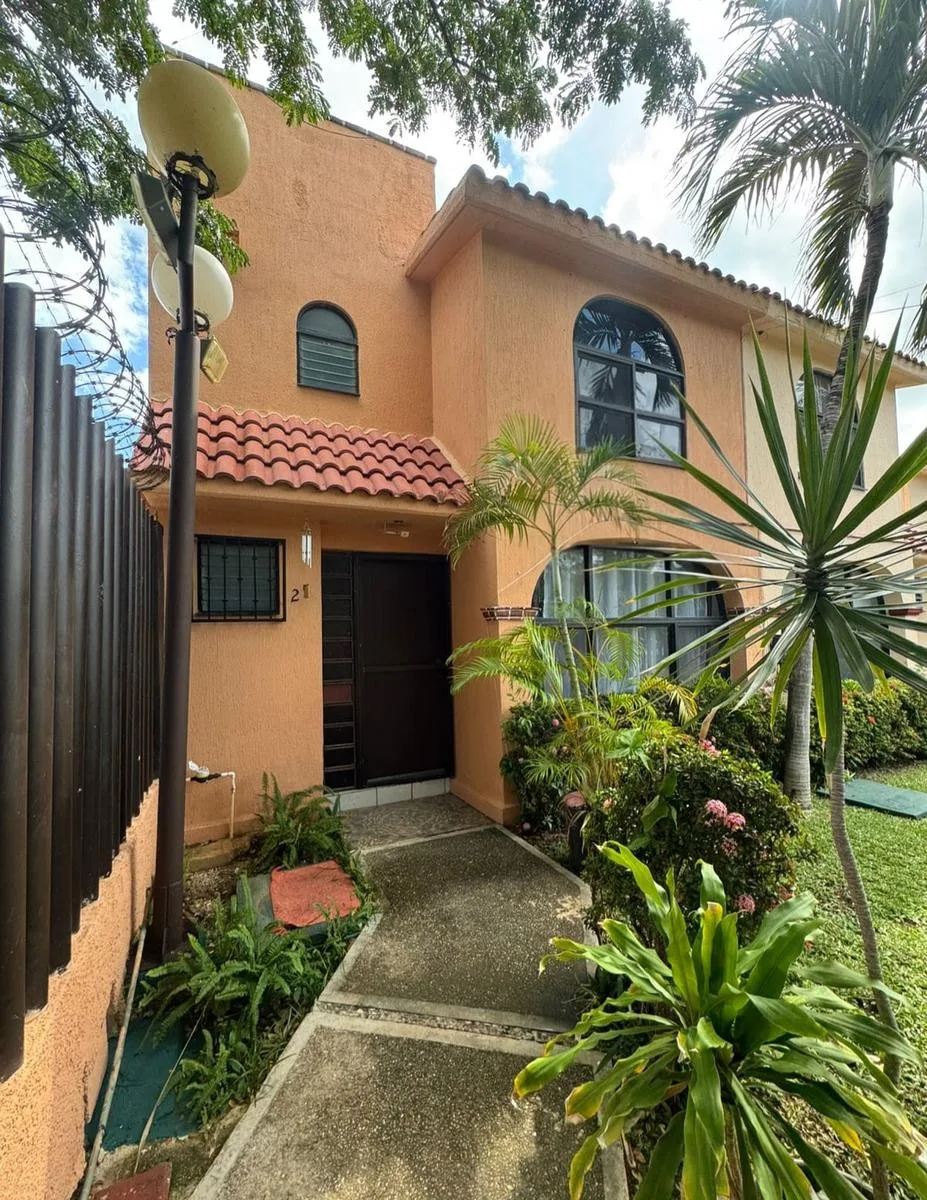 3-Bedroom Corner House in Private Residencial Ibiza, SM 18 with Central Location