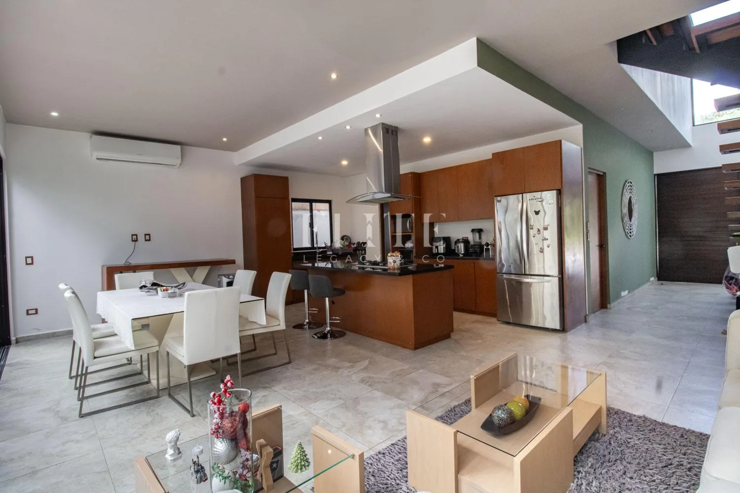 Modern House in Exclusive Aqua Residencial, Cancun with 3 Bedrooms, Private Terrace, and Resort-Style Amenities