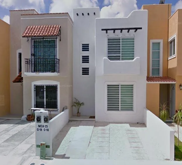 Adjudicated 2-Bedroom House in Santa Fe, Cancún