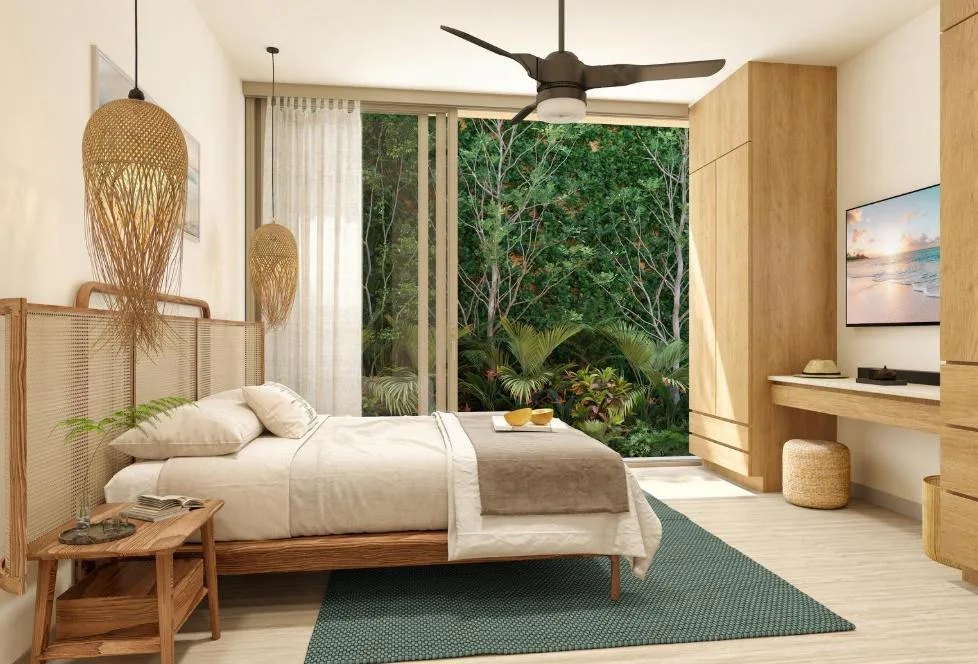 Studio Rental One Block from 5th Avenue and Beach with Infinity Pool and Sky Club