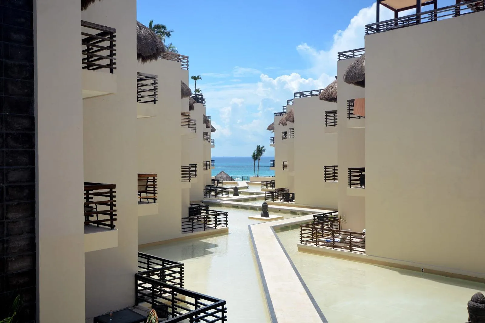 Two-Bedroom Apartment with Lock-Off Unit and Sea Views in Playa del Carmen
