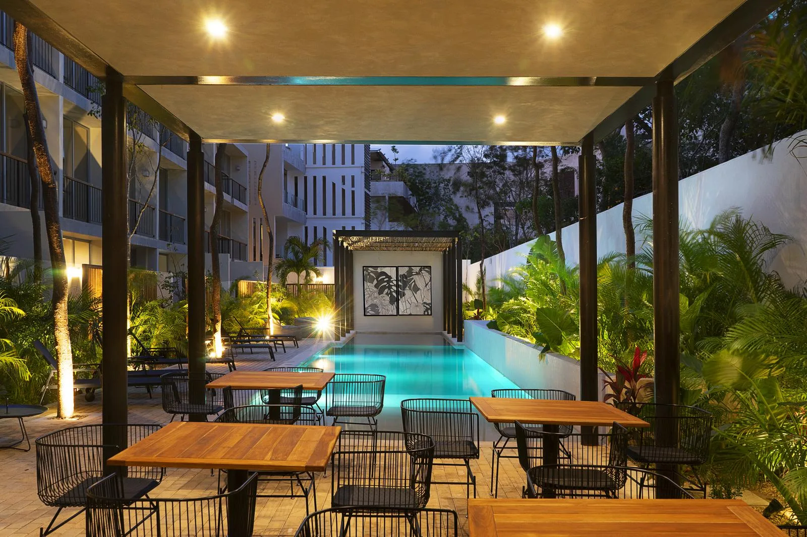 Spacious Apartments in the Heart of Tulum with Pool and Rooftop Amenities