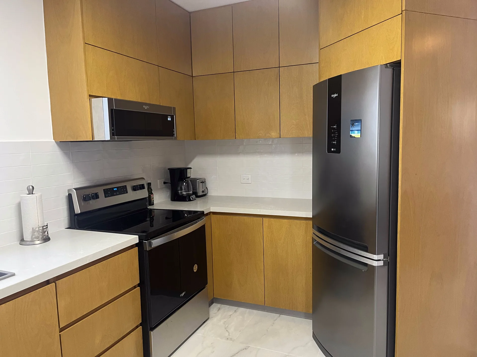 Fully Remodeled 3-Bedroom Townhouse with Premium Finishes in Playacar