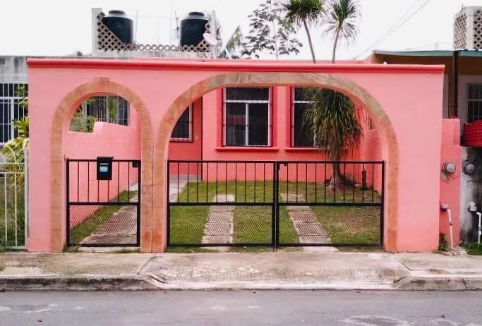 Home in Puerto Morelos with 2 Bedrooms, Backyard, and No HOA Fees