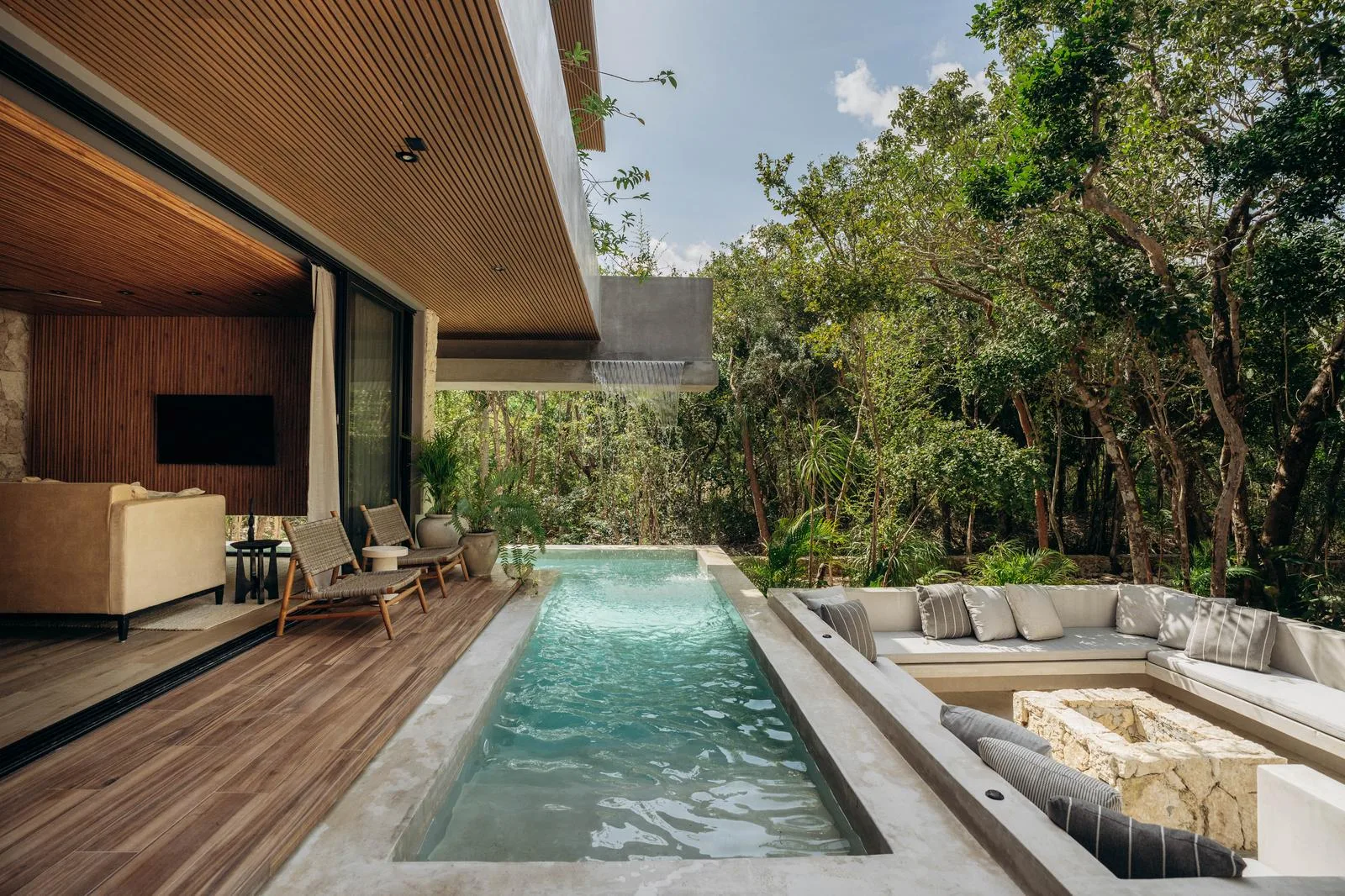 4-Bedroom Villa with Pool, Rooftop Jacuzzi, and Smart Home in Tulum Gated Community