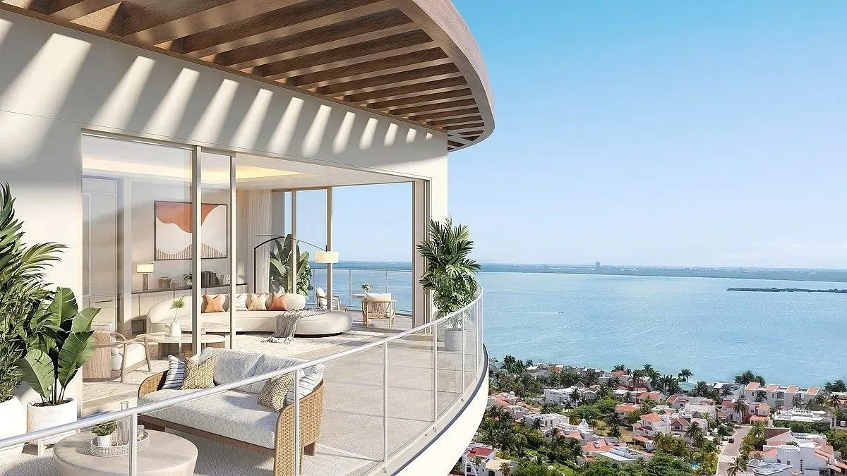 Lagoonfront 3-Bedroom Residence in Cancún's La Isla District