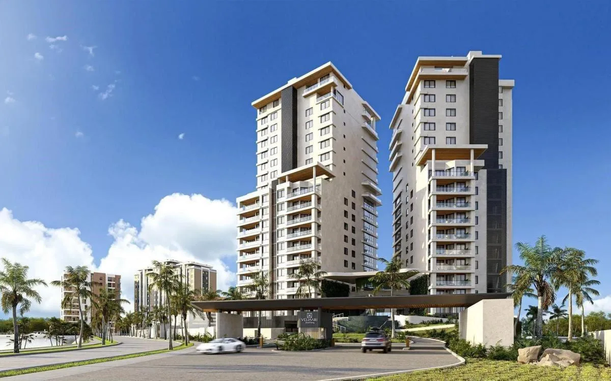 Luxury Marina-Access Apartment in Puerto Cancun with Premium Amenities