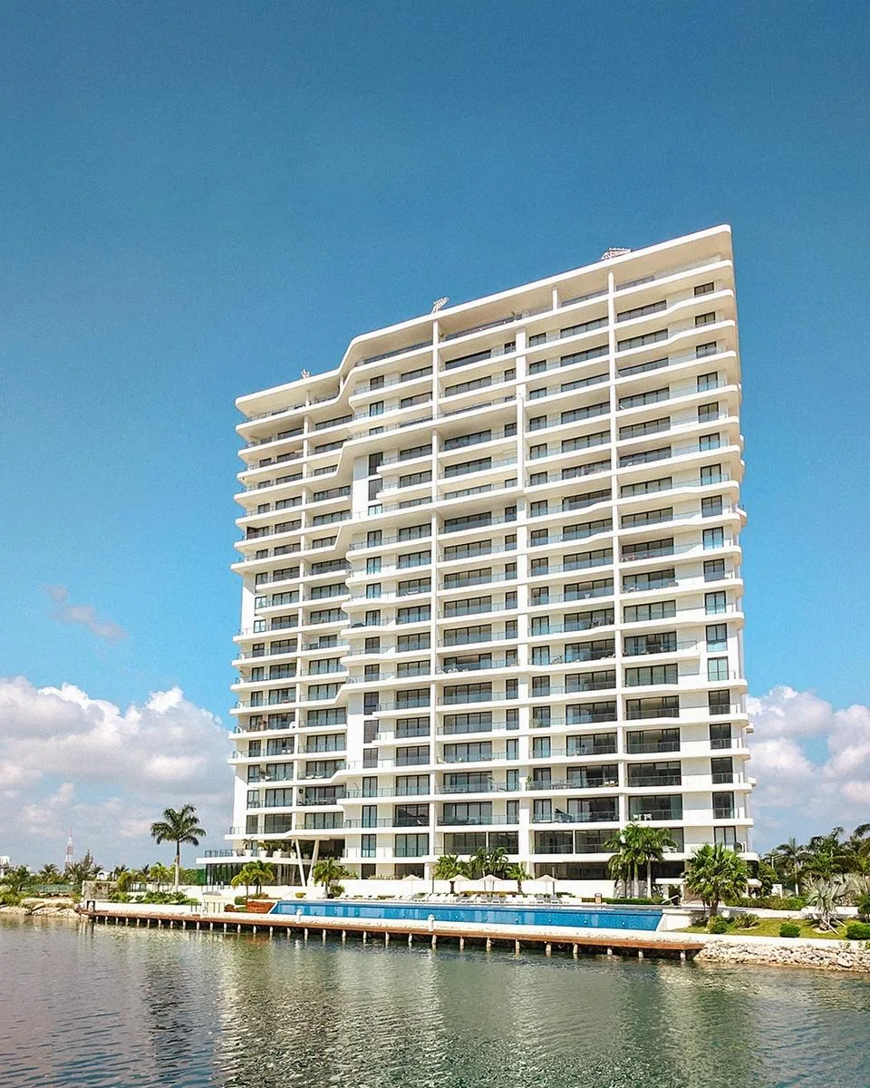 Luxury 3-Bedroom Residence with Ocean Views in Puerto Cancún