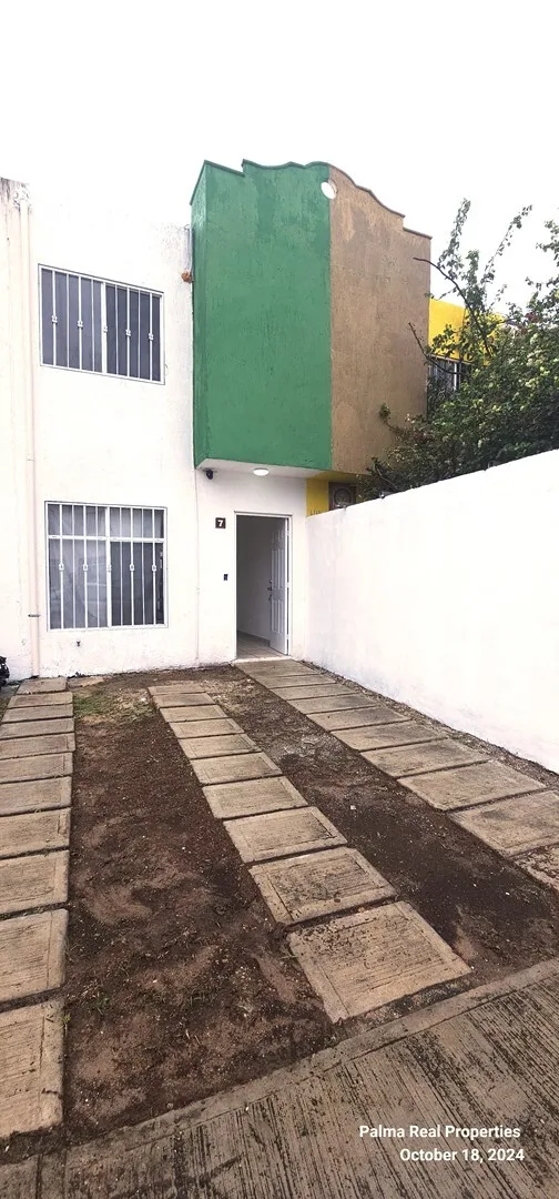 Fully Renovated Two-Story Home with Private Backyard in Residencial Las Américas, Cancún