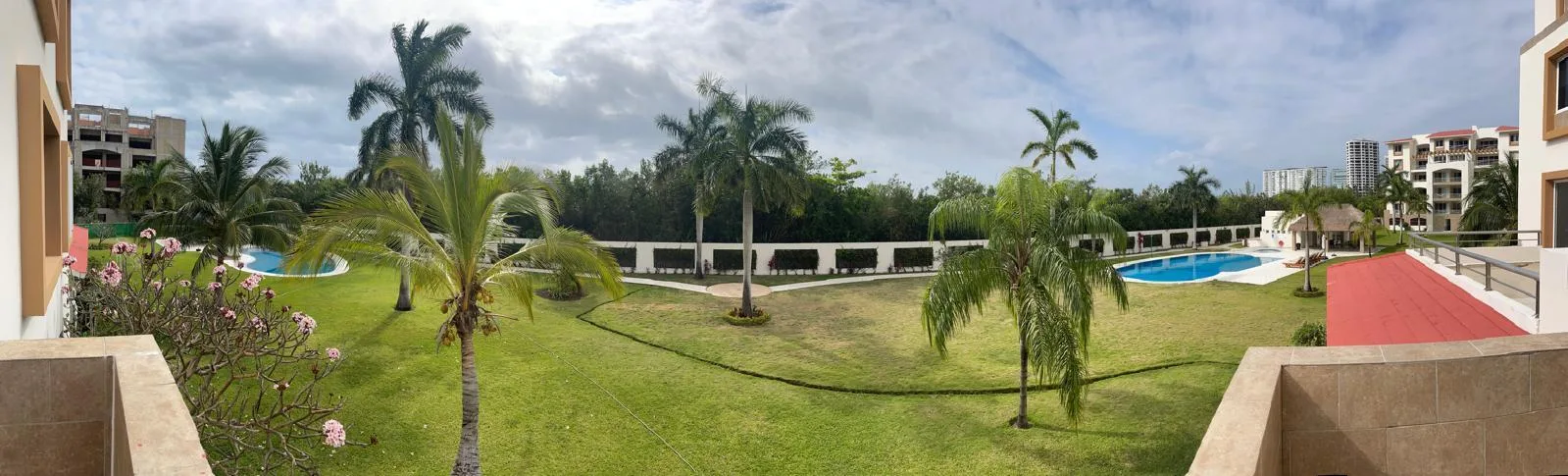 2-Bedroom Apartment with Private Garden in Cancun