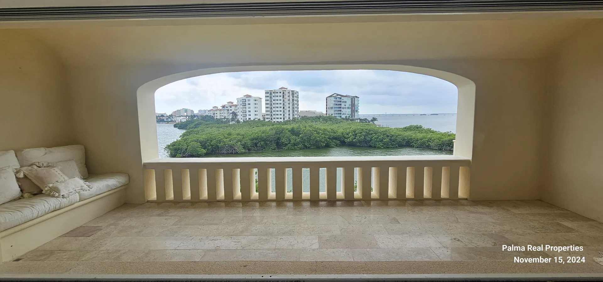 Lagoon-Front Condominium with Private Dock in Pok-Ta-Pok, Cancun