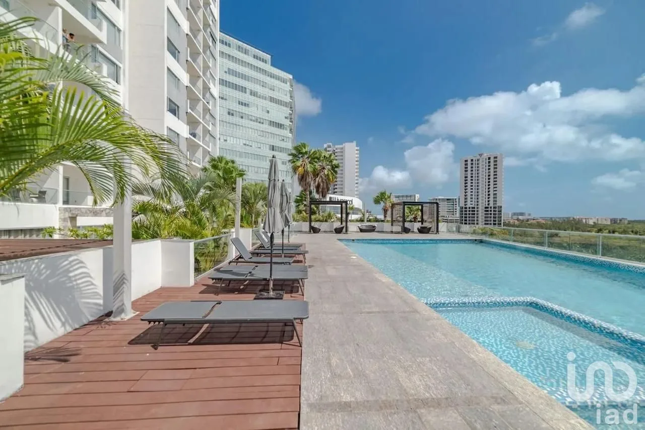 Two-Bedroom Apartment with Caribbean Views and Lagoon Access in Malecón Americas, Cancún